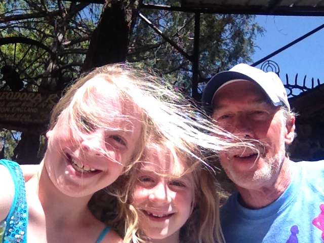 grace-carly-dad-tinkertown-may-2014